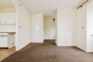 Photo 17- click for photo gallery